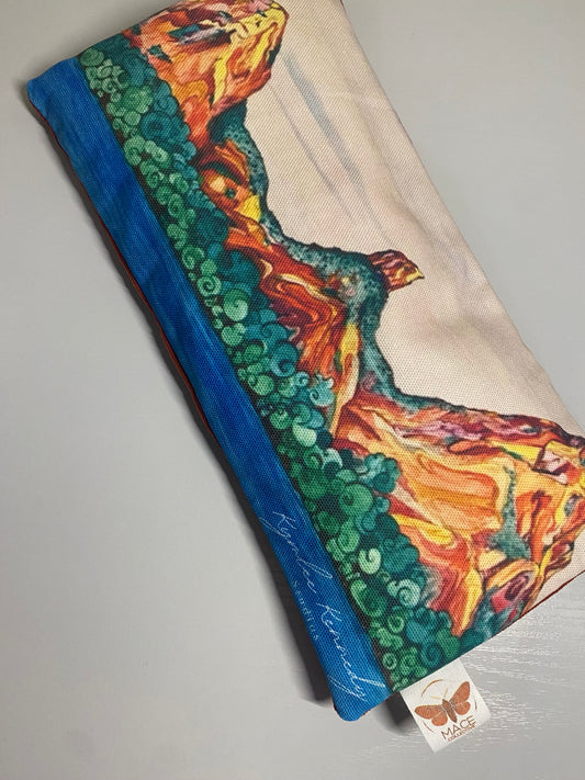 Glass House Mountains - Lupin Pack