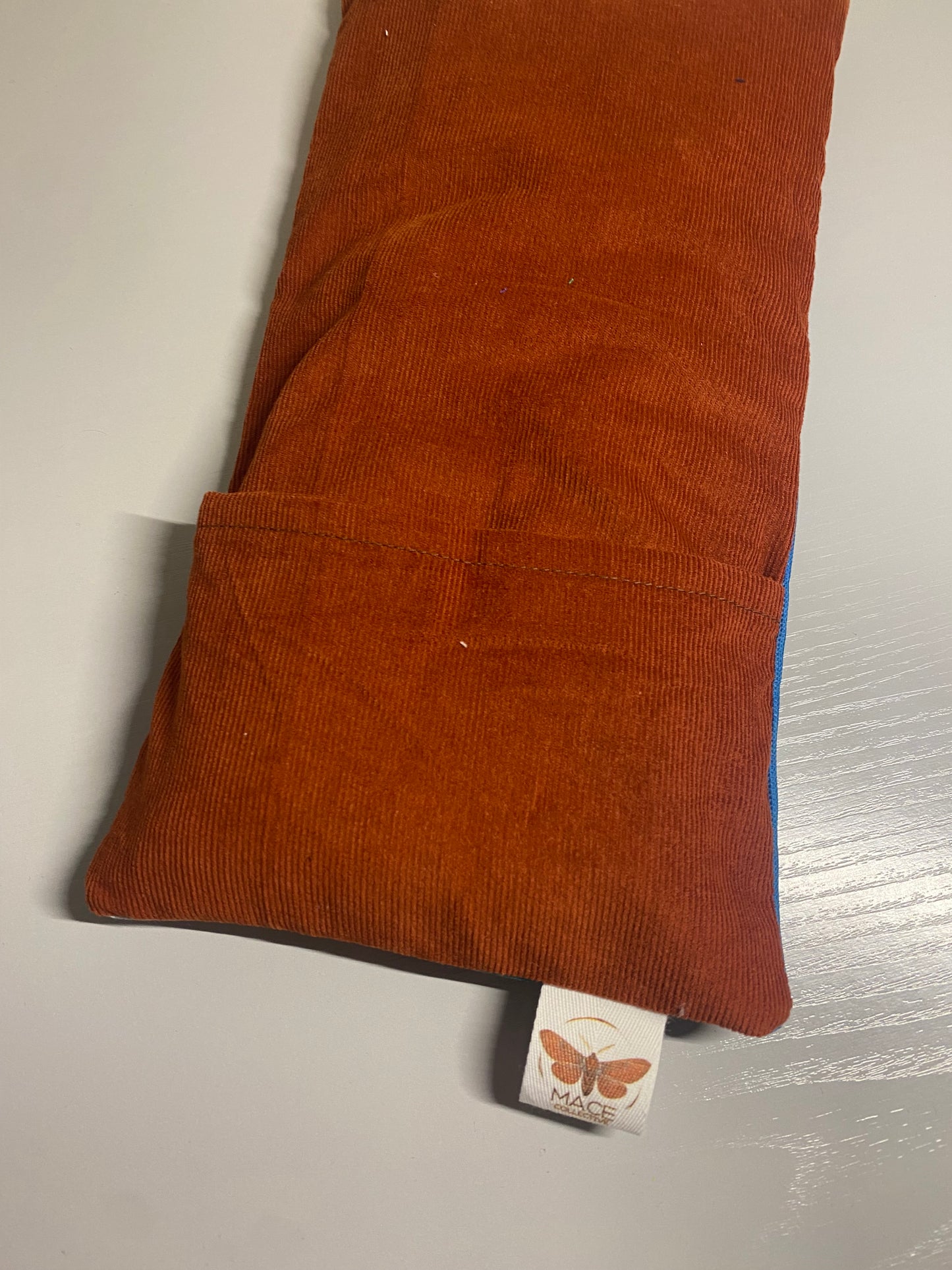 Glass House Mountains - Lupin Pack